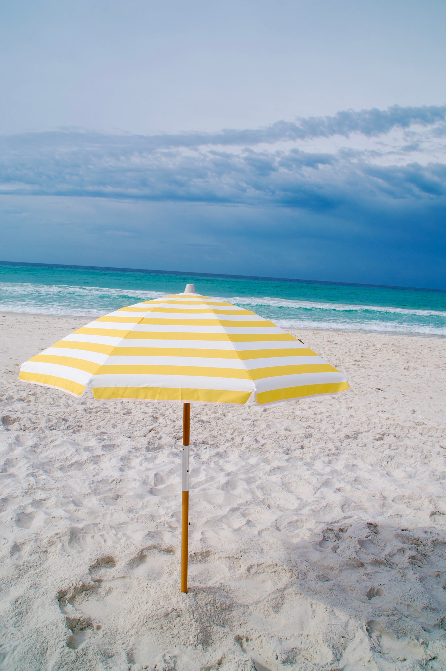 3ft. Beach Umbrella – Lightweight Shade for an Elevated Beach Setup